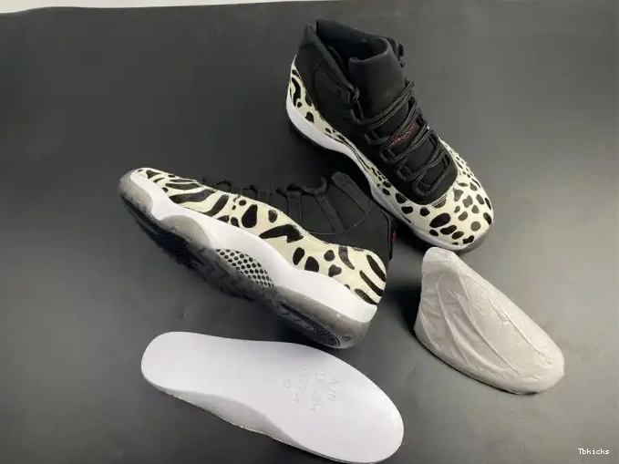 Reps TBK INSTINCT AR0715-010 JORDAN AIR 11 ANIMAL 0612